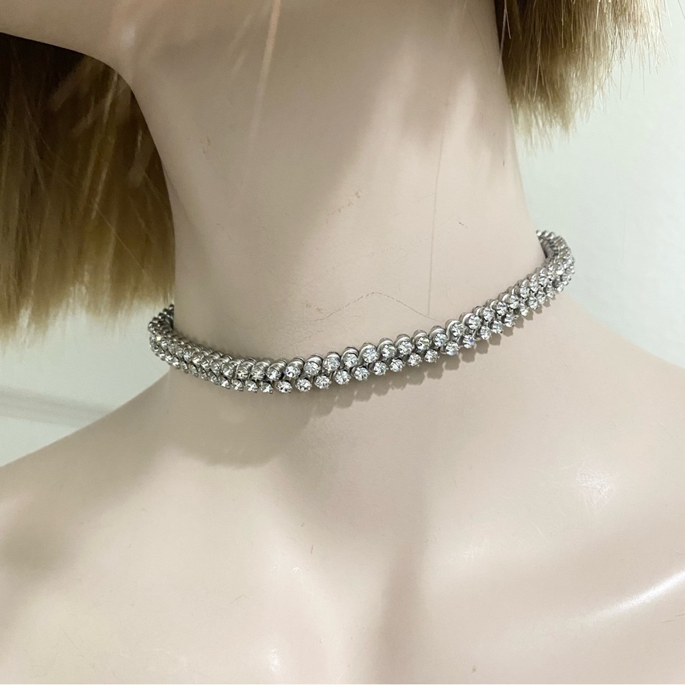 Vintage Clear Rhinestones Silver-tone Expandable Choker Necklace - Picture 3 of 16